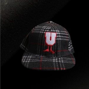 Undfeated strap back
